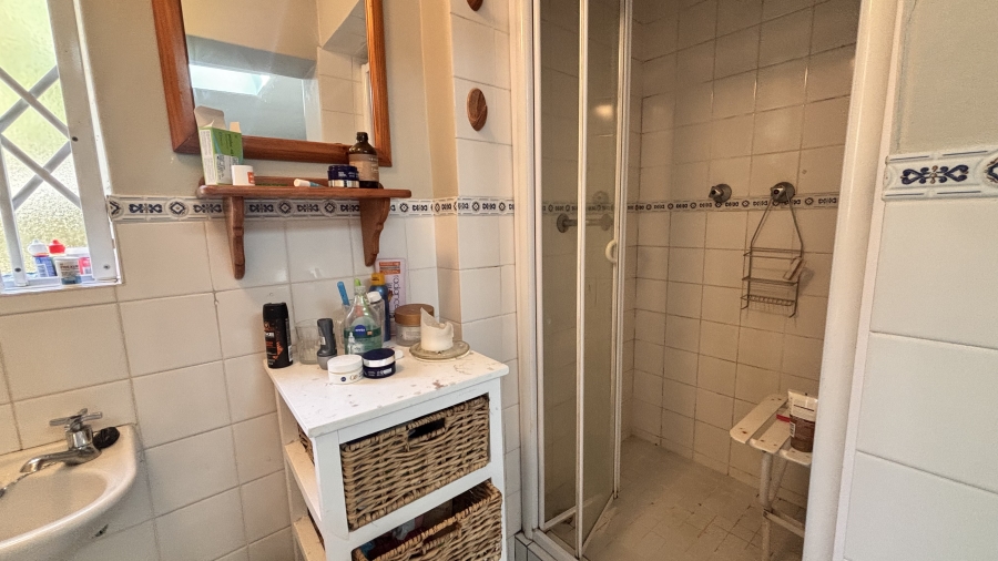 4 Bedroom Property for Sale in Kirstenhof Western Cape